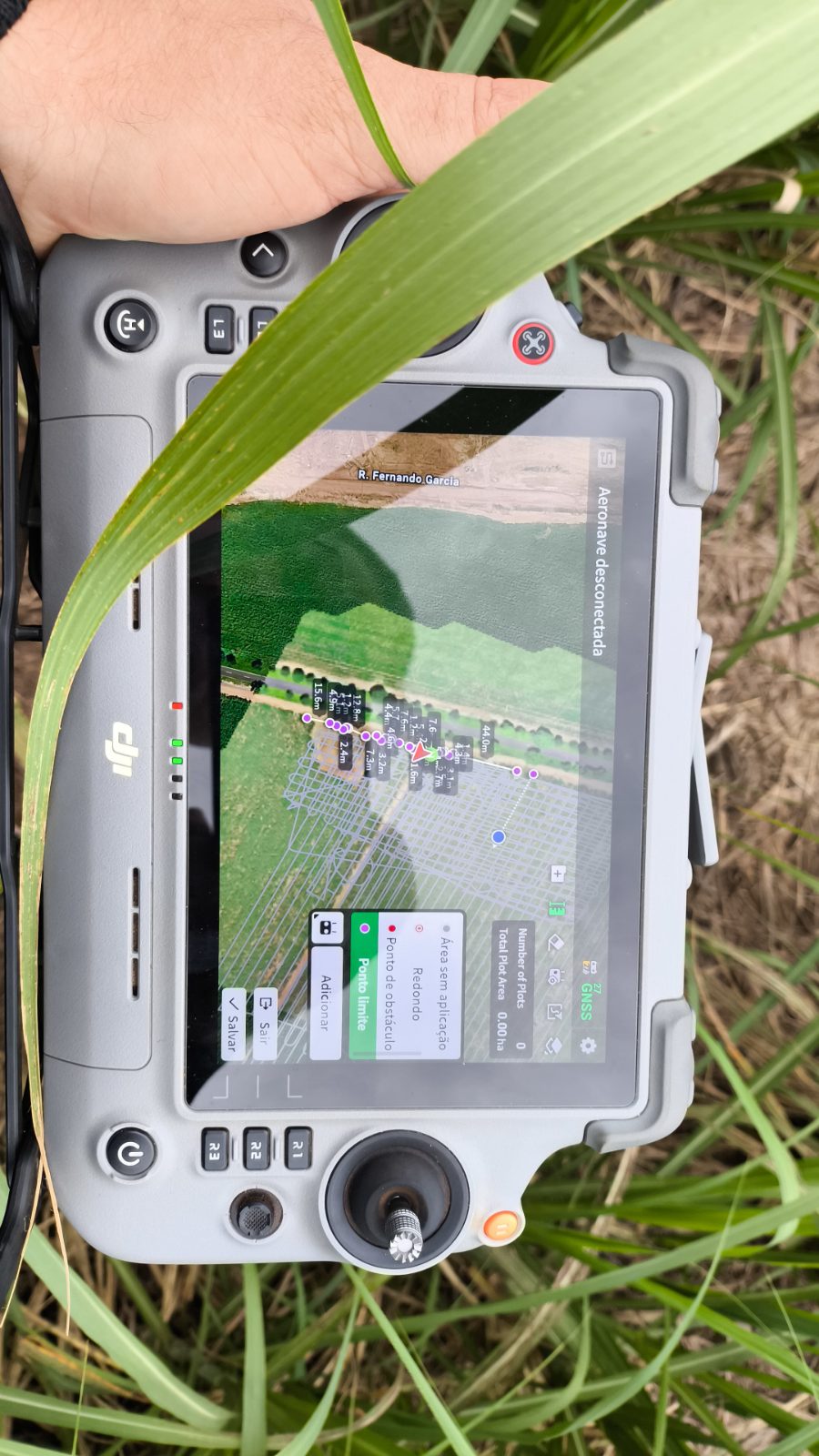 Foto da operação Treinamento de pulverizacao e mapeamento com radio controle