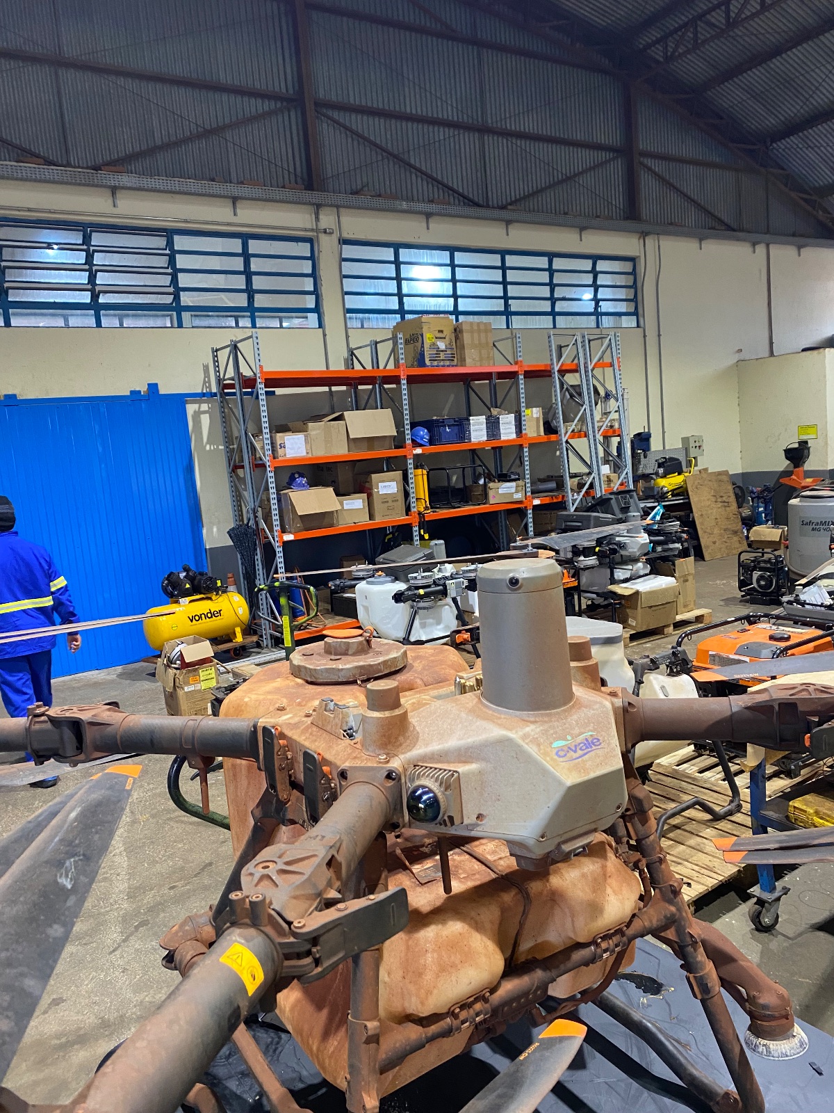 Foto do trabalho Manutenção DJI T100